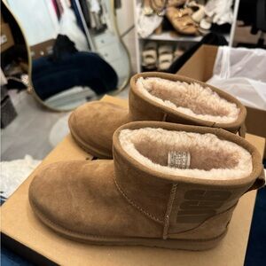 UGG Kids Chestnut Boots